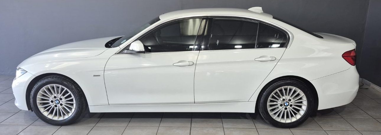 2018 BMW 3 Series 320i Luxury Line Auto